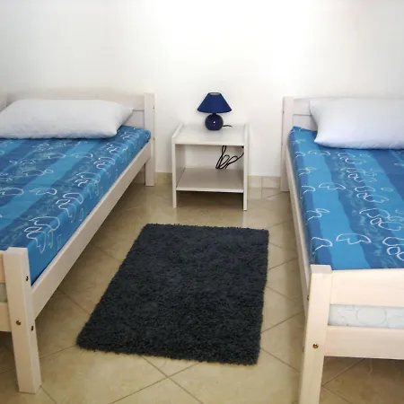 公寓 2 特罗吉尔