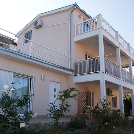 Apartment 2 *